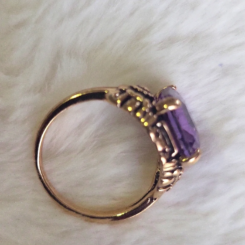 Elegant Purple Gemstone Ring